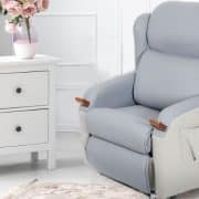 4 Reasons Why A Lift Chair is A Must for Elderly Independent Living